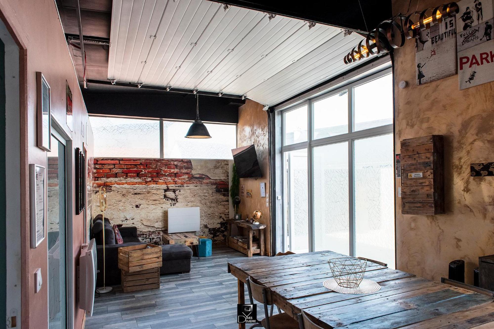 Dormir A L'Usine Loft Industriel Atypique Saint-Quentin-Lamotte-Croix-au-Bailly エクステリア 写真